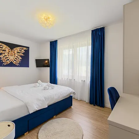 Apartment Art By Grand Brasov
